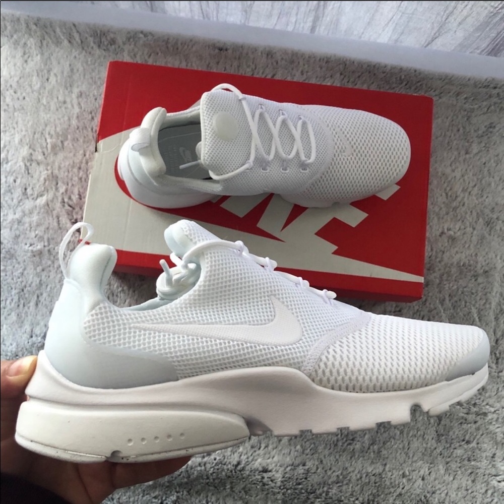 Nike Presto Fly Triple White